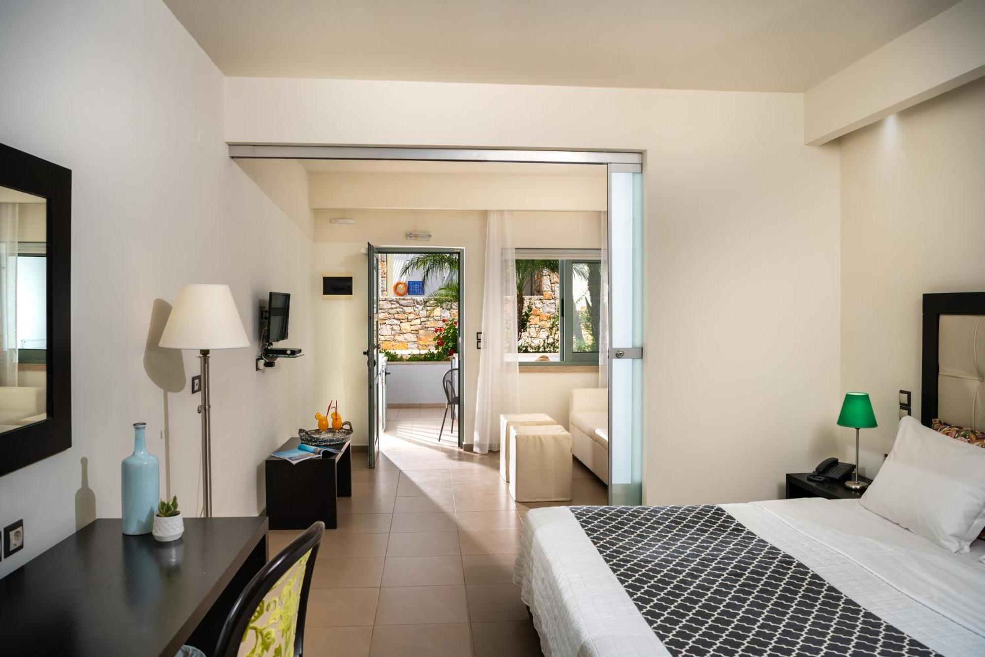Angela Suites Boutique Hotel Sisi Exterior photo